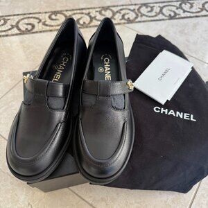 Brand New Chanel Mary Jane Loafers Black Size 38 C